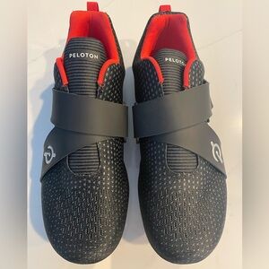 Women’s Peloton Altos size 10. Used only a few times in like new condition.